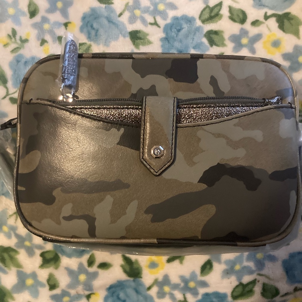 GILI Genuine Leather Camo Cross-body Bag